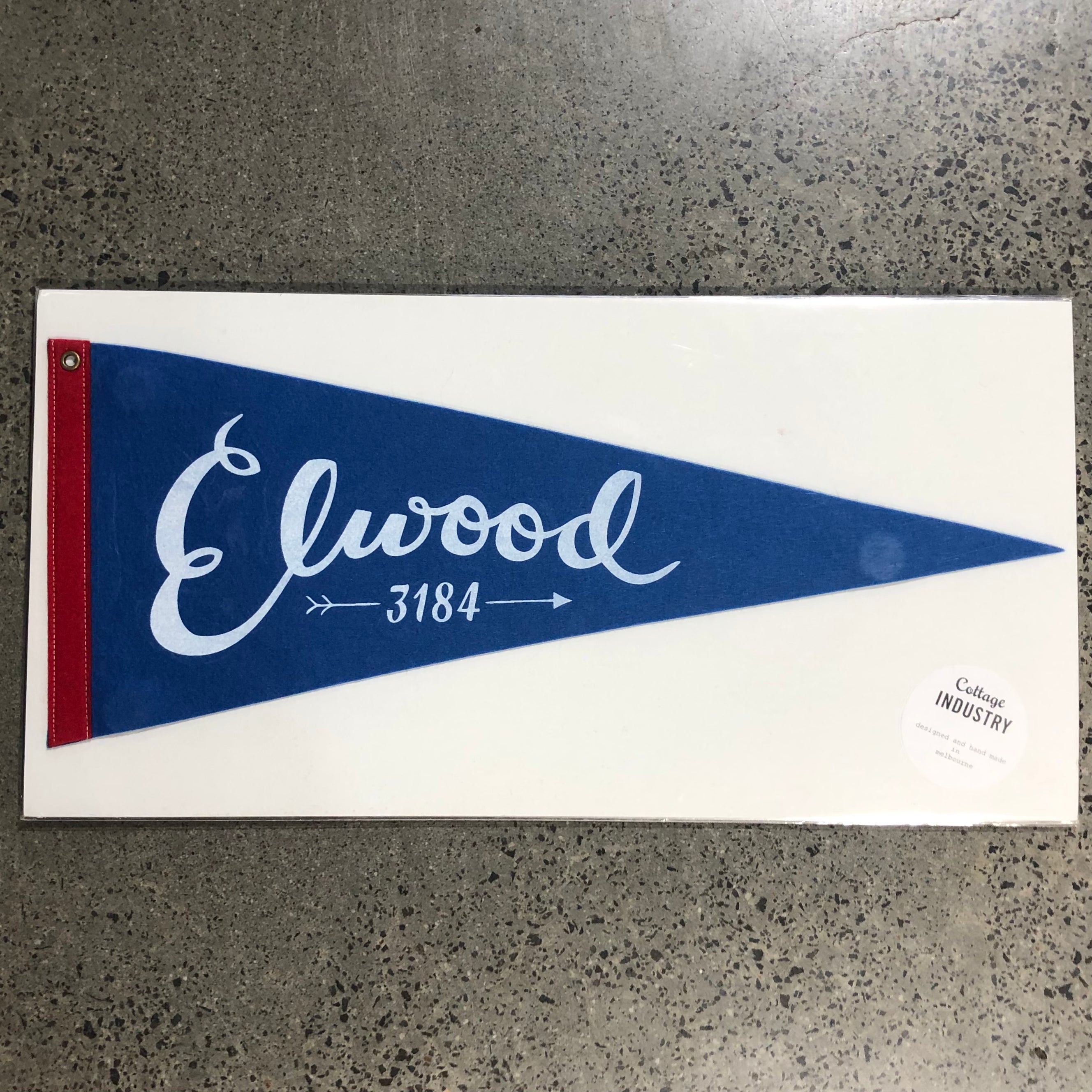 Pennant Elwood in Blue and Red