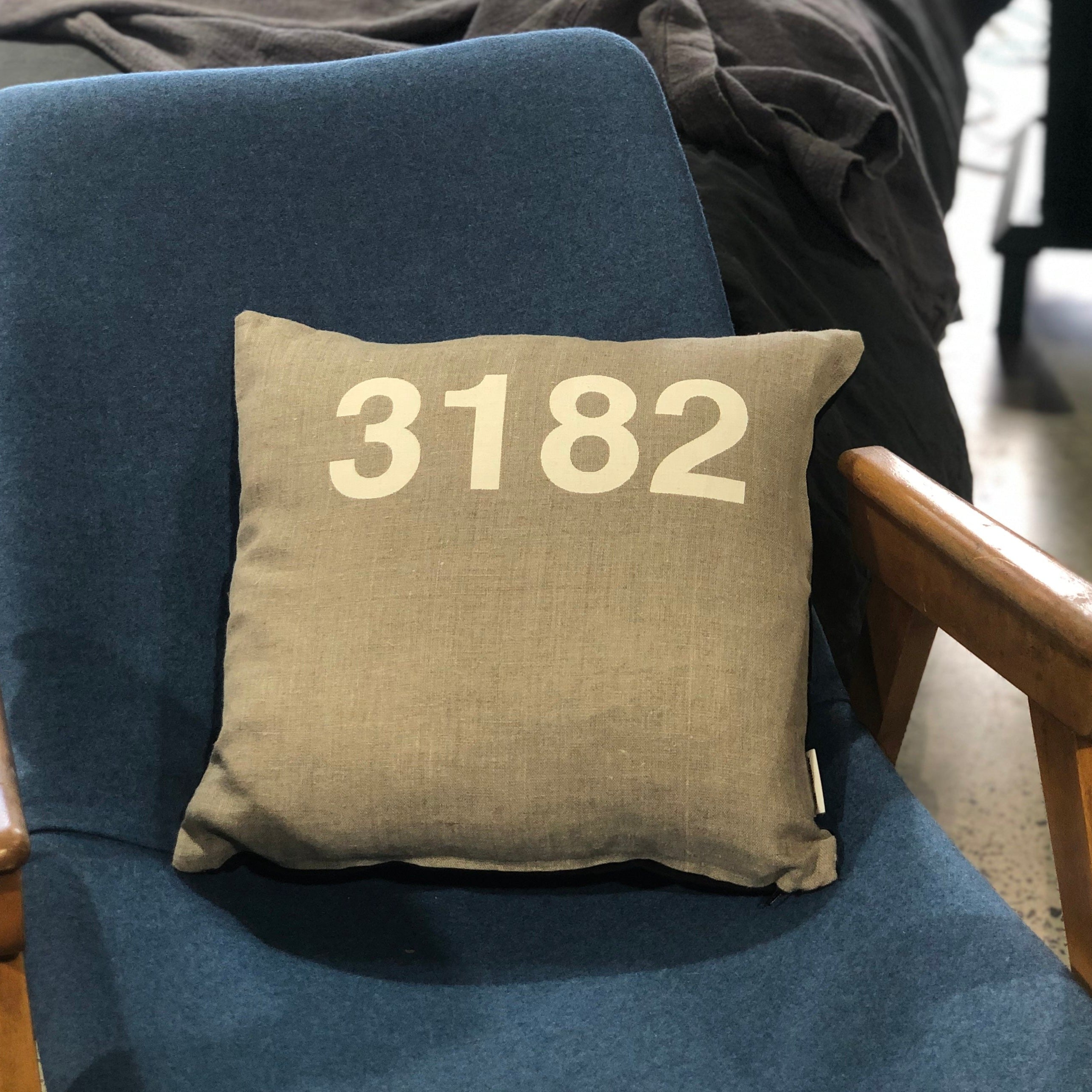 3182 Cotton Cushion