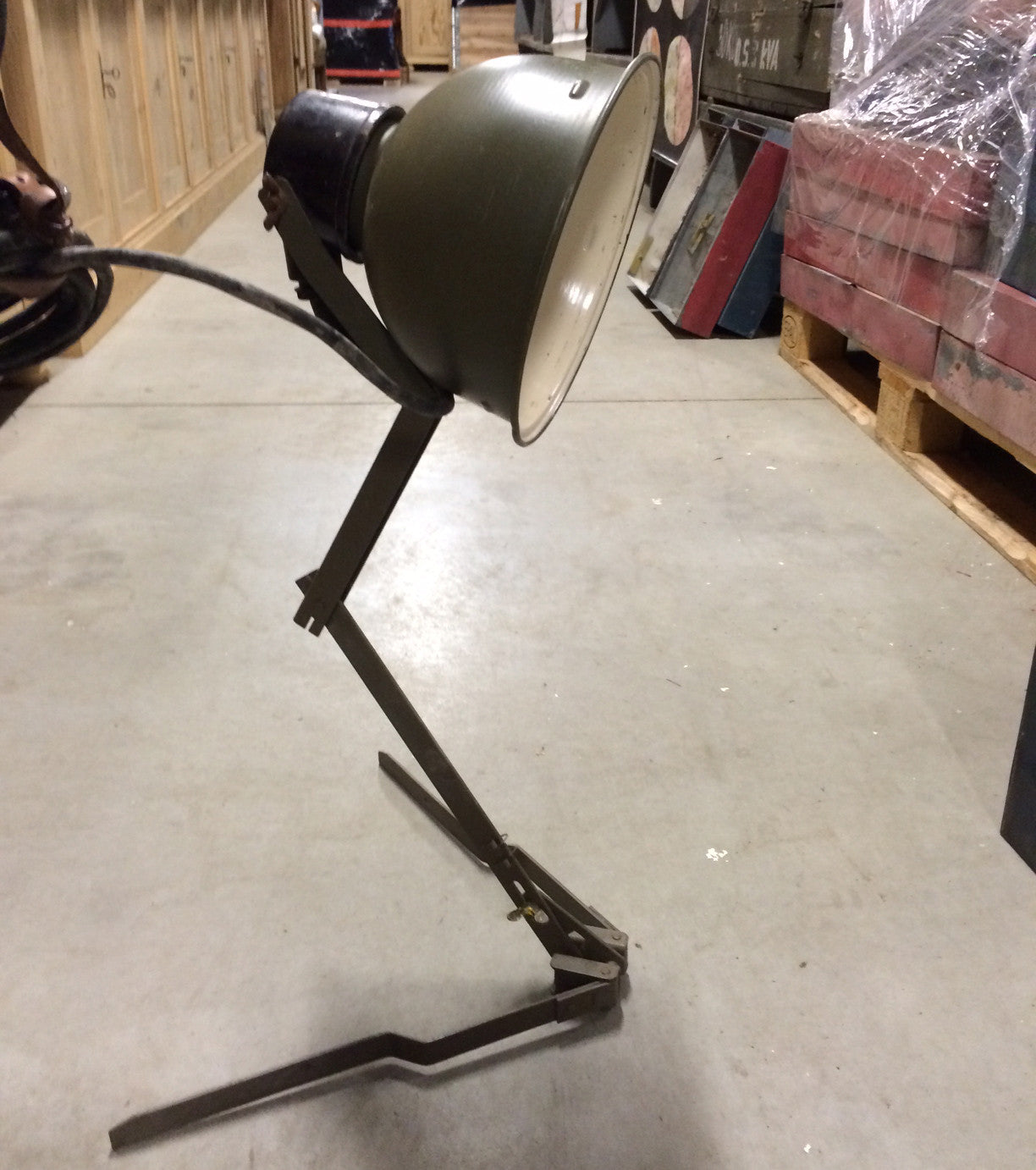 Vintage Folding Army Table Lamp- Green and Cream Enamel